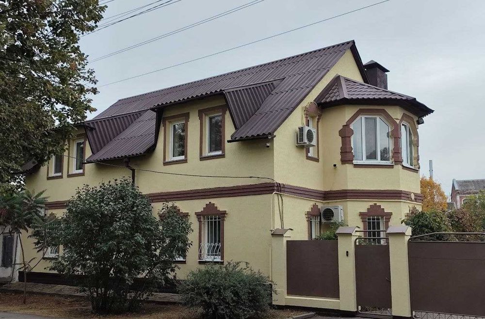 Будинок в центрі м. Полтава. Елітна нерухомість.