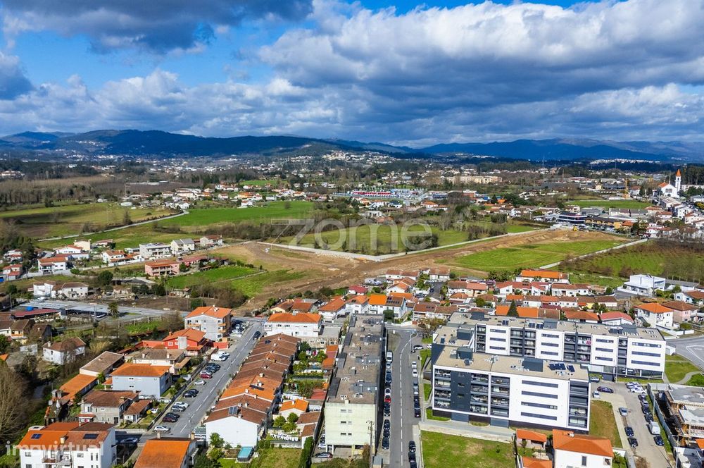 Apartamento T3 Renovado, em Vila de Prado, Vila Verde