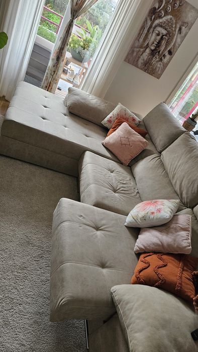 Sofá Chaise Longue JOM – Tecido REPELE – 290cm

Preço: 500€ (negoc