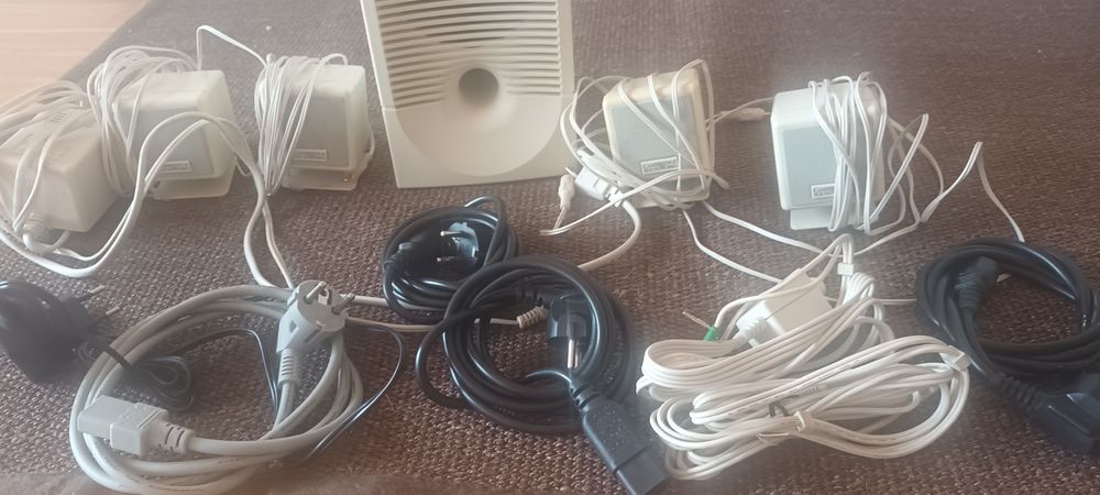Colunas de som e transformadores