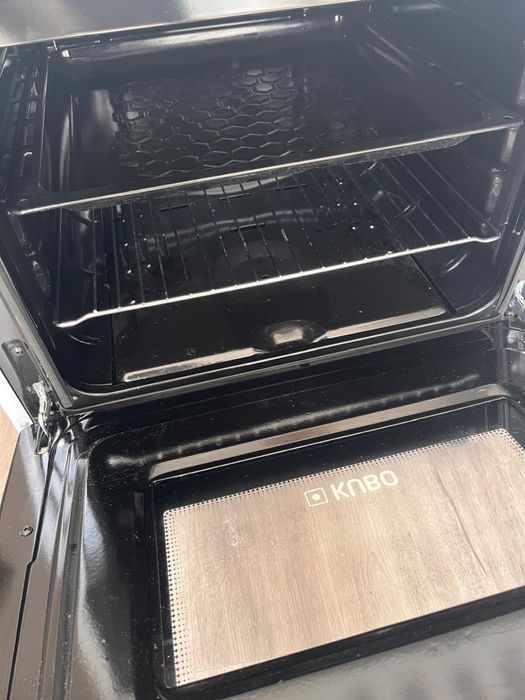 Excelente fogão e forno a gás natural, como novo!