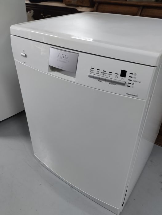 Máquina de lavar roupa AEG