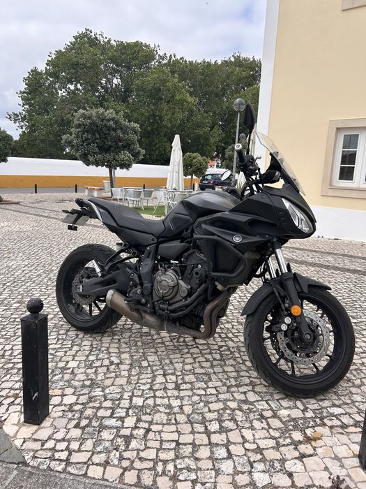 Tracer 700 all black