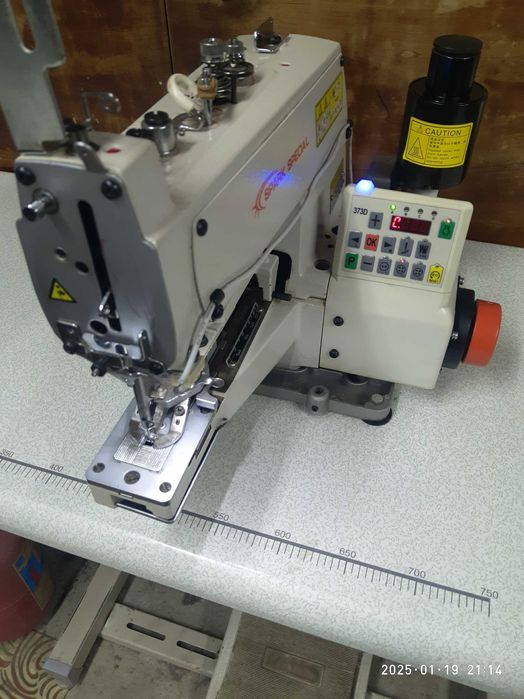 Продам промислове швейне обладнання.