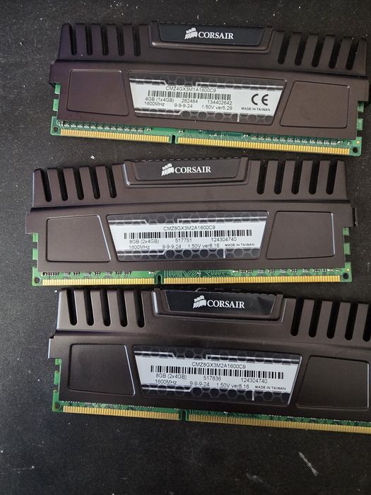 Продам память DDR3 4Gb/8Gb 1600 частота