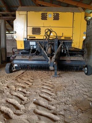 New holland Br6090