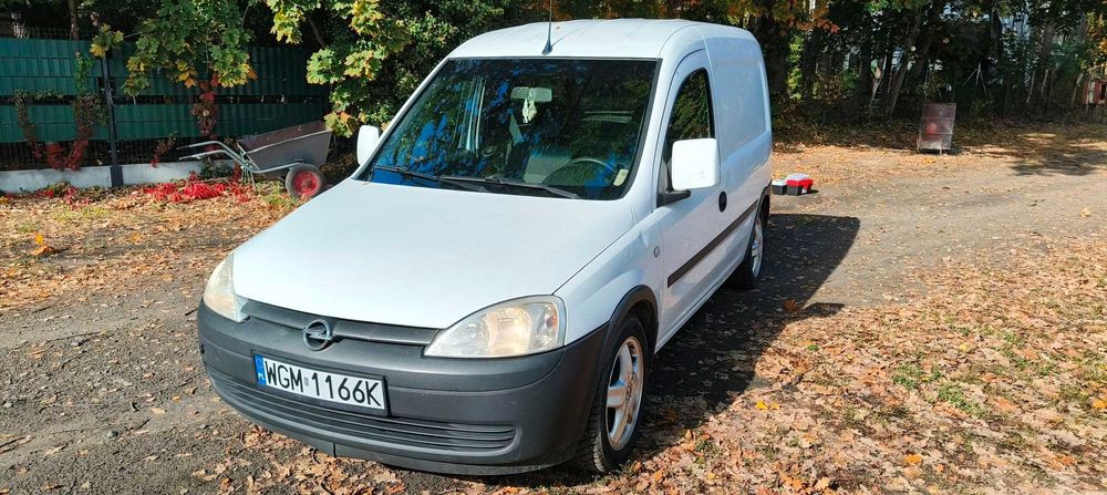 Opel Combo 1.3 CDTI 2009 rok