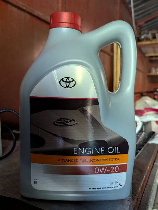 Моторна олива TOYOTA 0W-20 AFE Extra 5 л