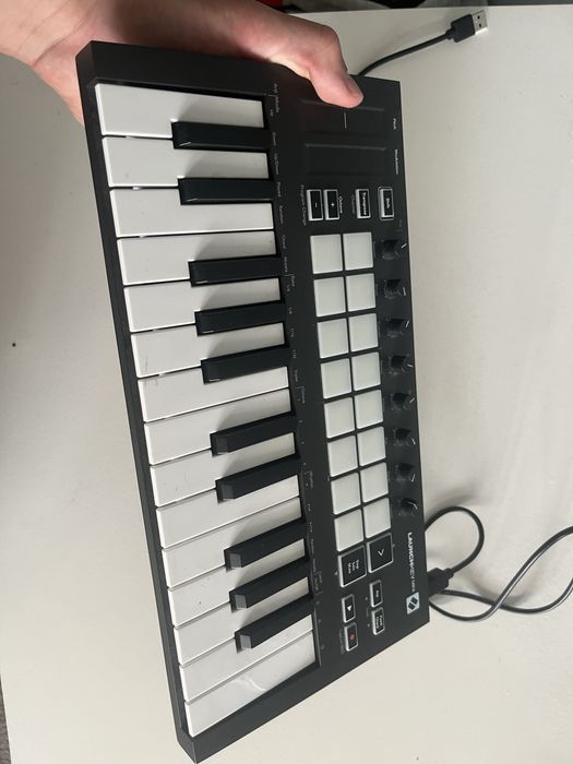 Launchkey mini novation