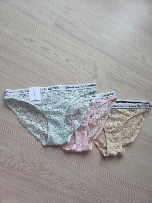 Труси Calvin Klein