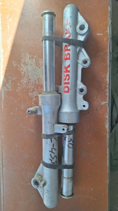 Перья,вилка передняя на скутер