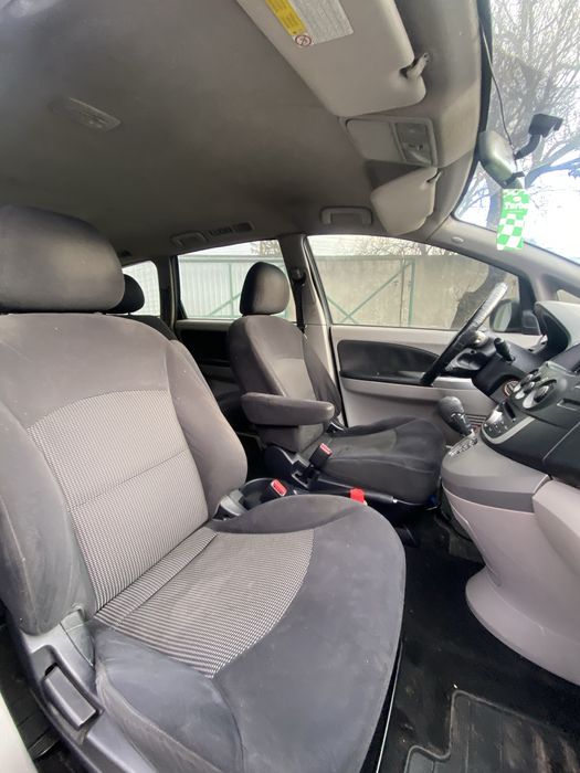 Mitsubishi Grandis 2008 р.в., 2.4 газ/бензин, автомат