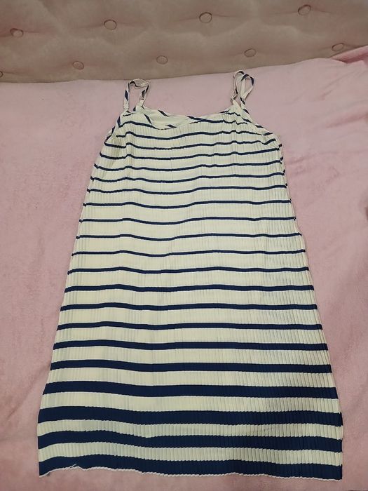Літня сукня в полоску
