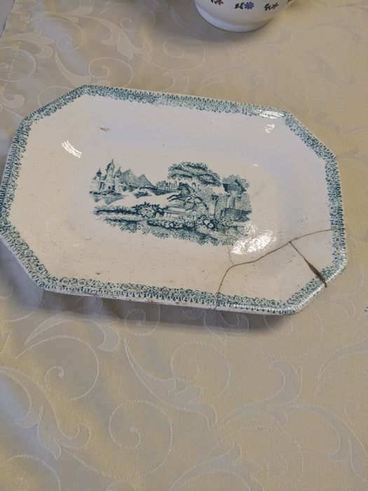 Travessas de porcelana antigas
