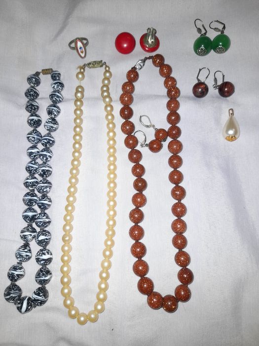 Бусы СССР ,бусы винтажные сатиновое стекло, жемчуг,натуральный камень,