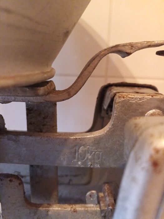 Balança antiga invulgar- pesa até 10kg