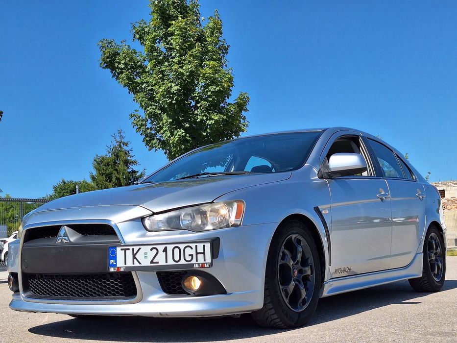 Mitsubishi Lancer