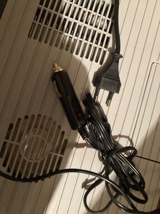 chłodziarka do samochodu