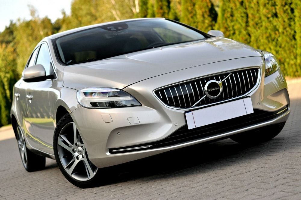Volvo V40 2.0 D3 150 KM Lift Inscription Full Led Radar Navi Skóra  Full Opcja