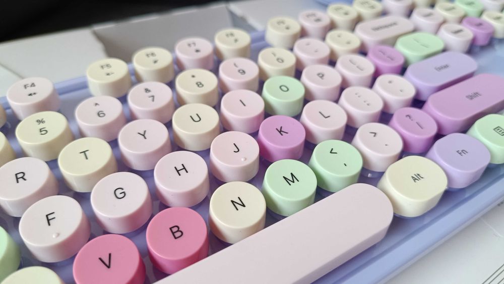 Uroczy zestaw klawiatura bezprzewodowa mysz USB fiolet QWERTY, kobieca