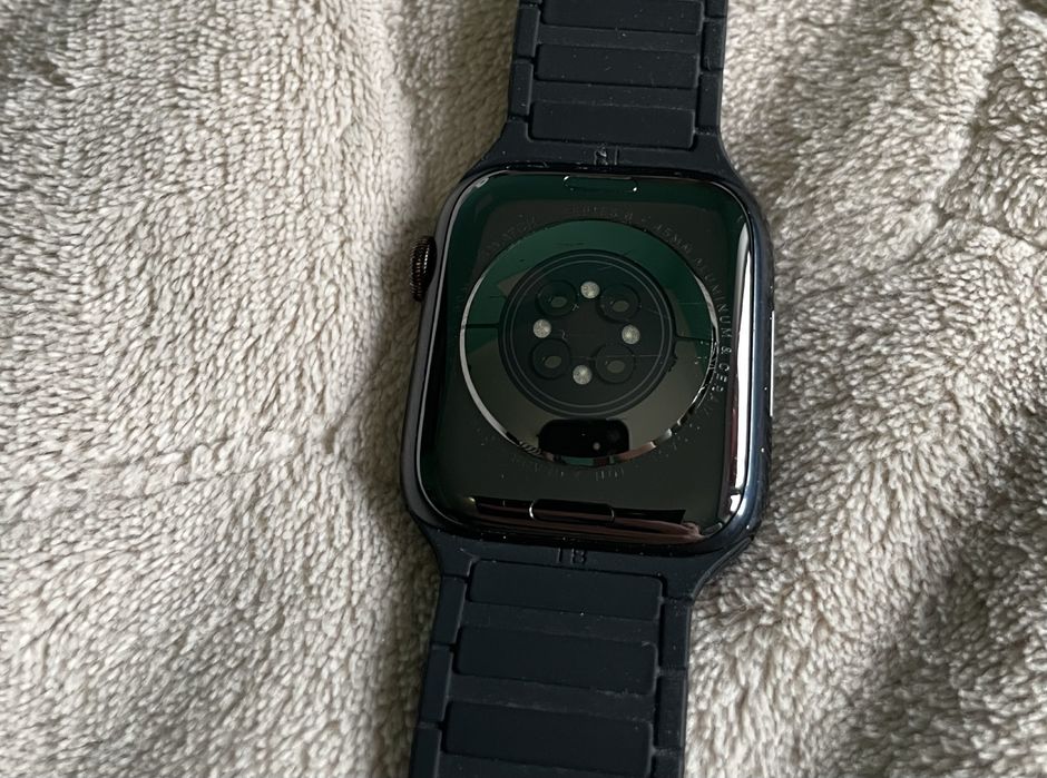 Apple watch 8 45mm,LTE
