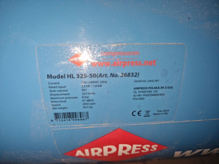 Kompresor olejowy 50l 8bar akcesoria