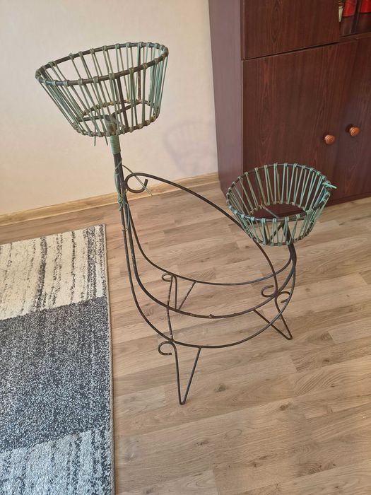 Kwietnik stojący PRL pleciony