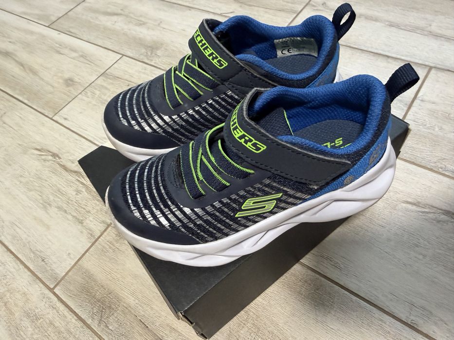 Кроссовки skechers 25 размер