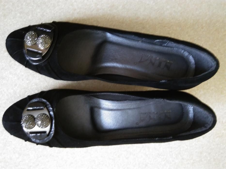 замшевые туфли новые