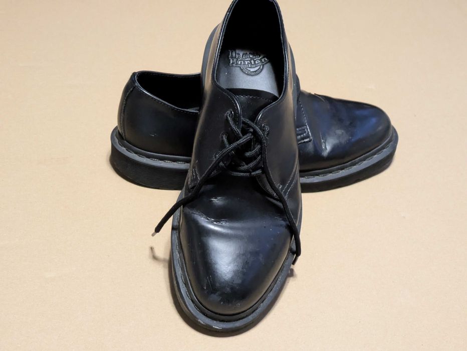 Туфлі  doctor martens 1461 mono.