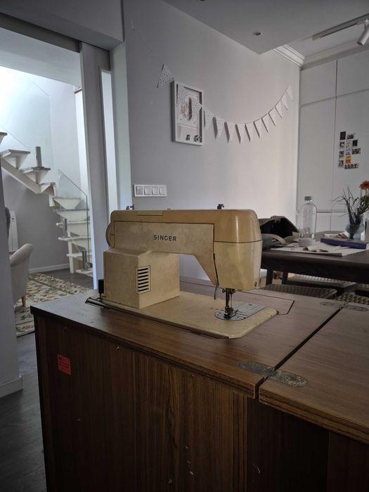 Máquina de costura Singer