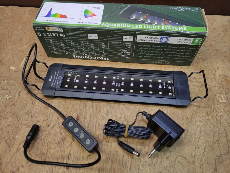 Акваріумний світильник повний спектр Pawfly PBL12