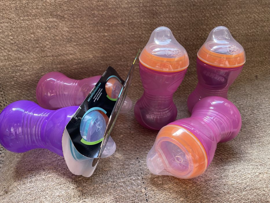 Поїльник-непроливайка tommee tippee 12 міс новий