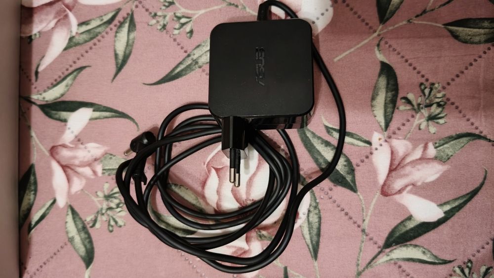 ASUS ZenBook Flip 13