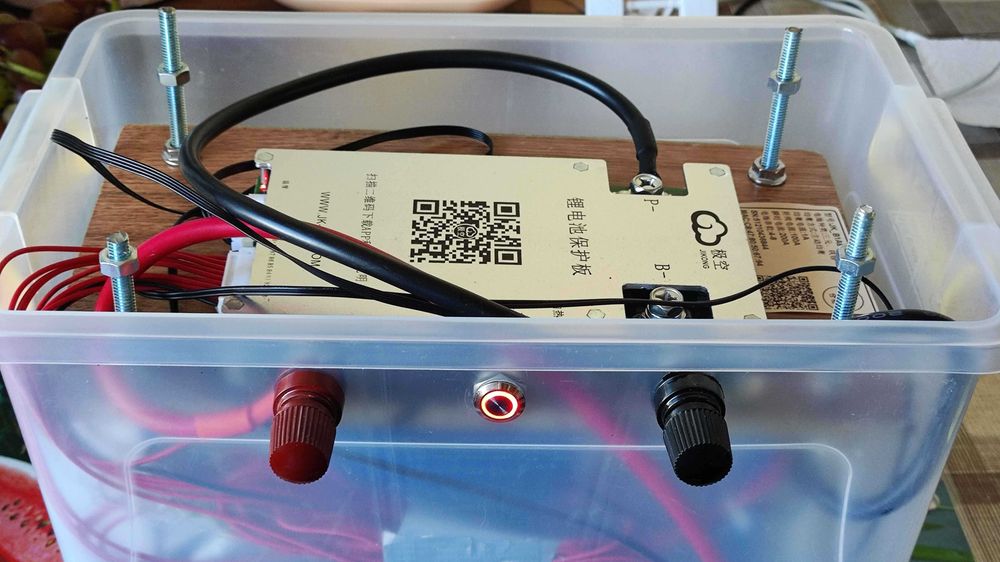 lifepo4 12v 50ah