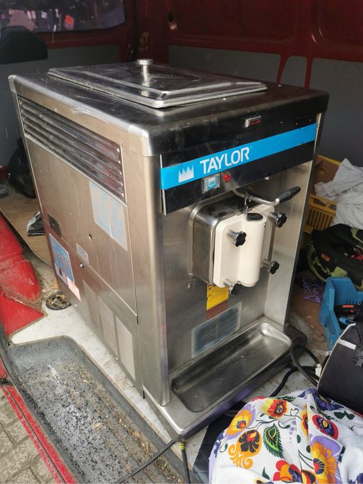 Maszyna do lodow włoskich taylor