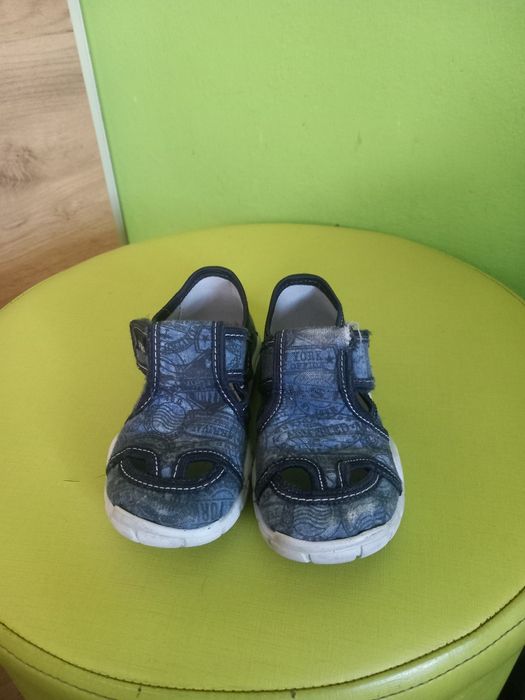 Kapcie roz 26 chłopięce