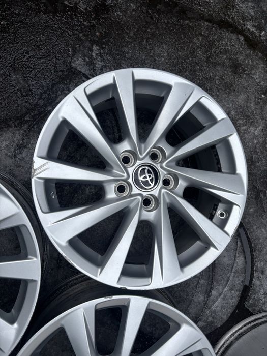 5/114.3 R17 Toyota Camry диски