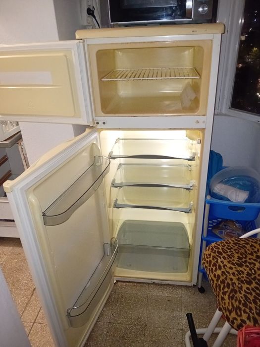 Frigorifico usado a funcionar