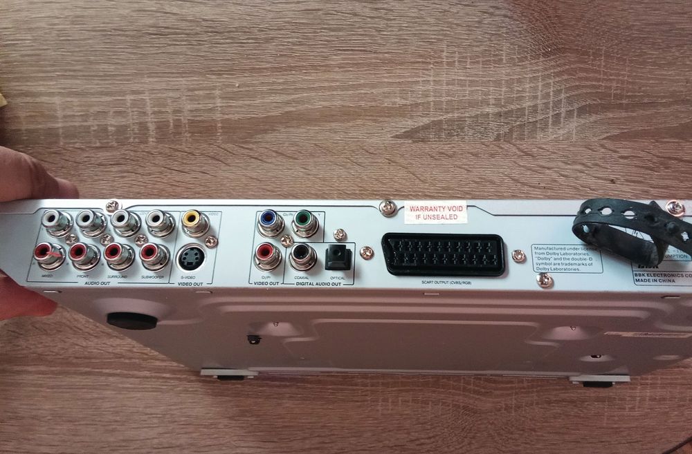 DVD-плеер караоке BBK DV815X