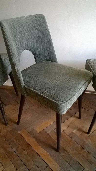 Krzesła muszelki lata 60