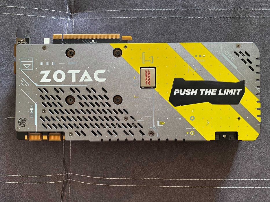 Видеокарта ZOTAC GTX 1070 AMP Extreme