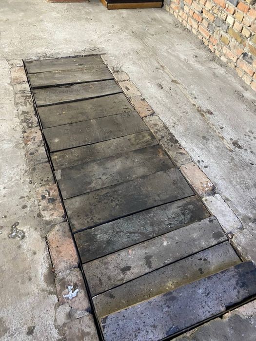 гараж з переоформленям