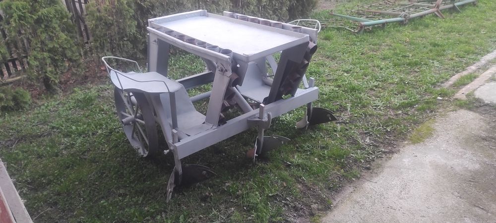 Sadzarka brona wahadłowa