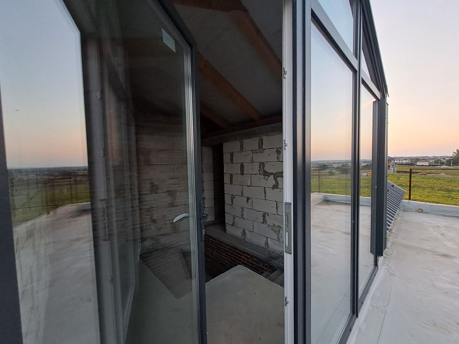 Продаж 3 пов. будинок-таунхаус, 2.3 сотки, 133 кв.м, Байківці