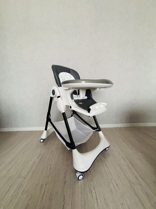 Кресло для кормления Carrello