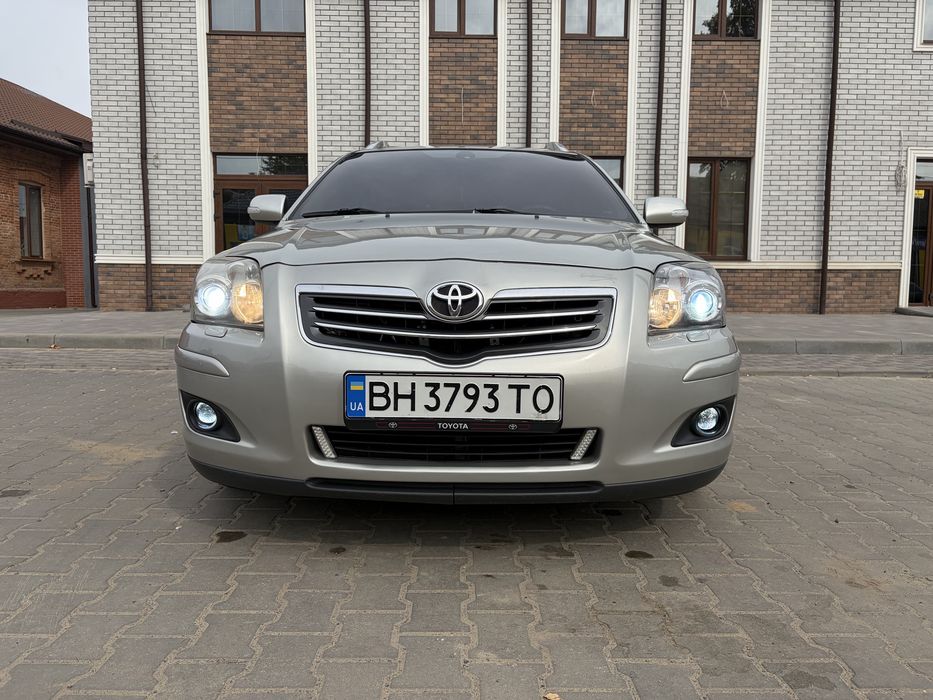 Toyota Avensis 2.2 177hp
