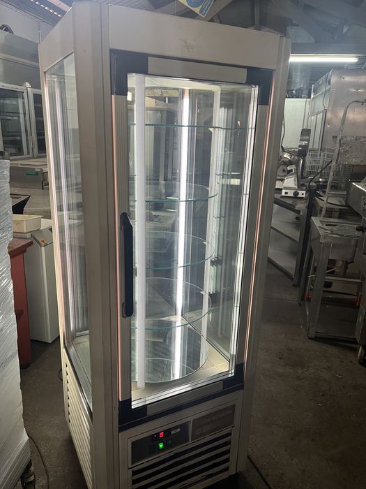 Vitrine vertical de refrigeração 4 frentes Scaiola