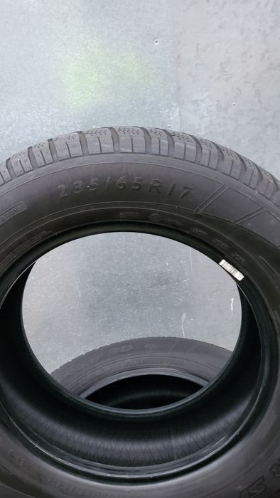 Комплект зимових шин 235/65 R17 Dunlop Winter Sport 3D 
235/65 R17
