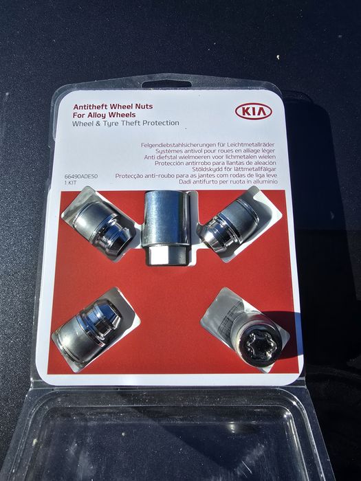 Секретки до автомобіля KIA Niro.  Виробник USA.